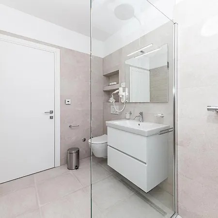 Lovely In With House Sea View Holiday home Seget Vranjica