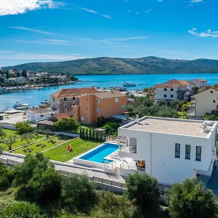 Lovely In With House Sea View Holiday home Seget Vranjica