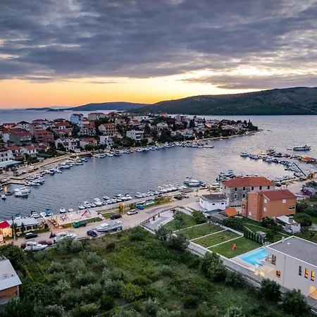 Lovely In With House Sea View Seget Vranjica