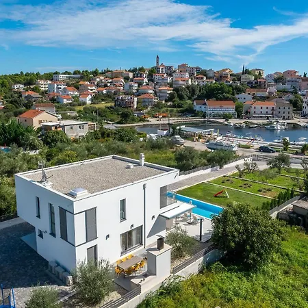 Lovely In With House Sea View Holiday home