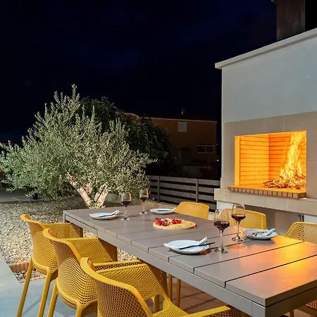 Holiday home Lovely In With House Sea View Seget Vranjica